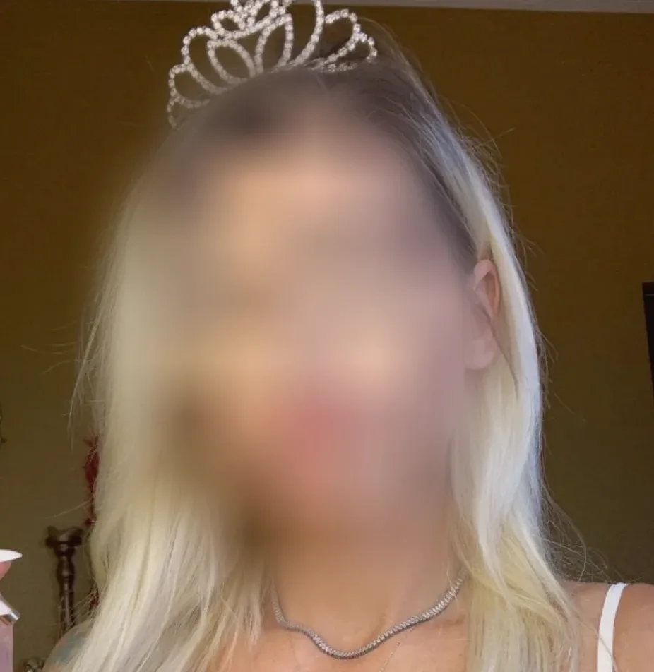 Amina, 35 años